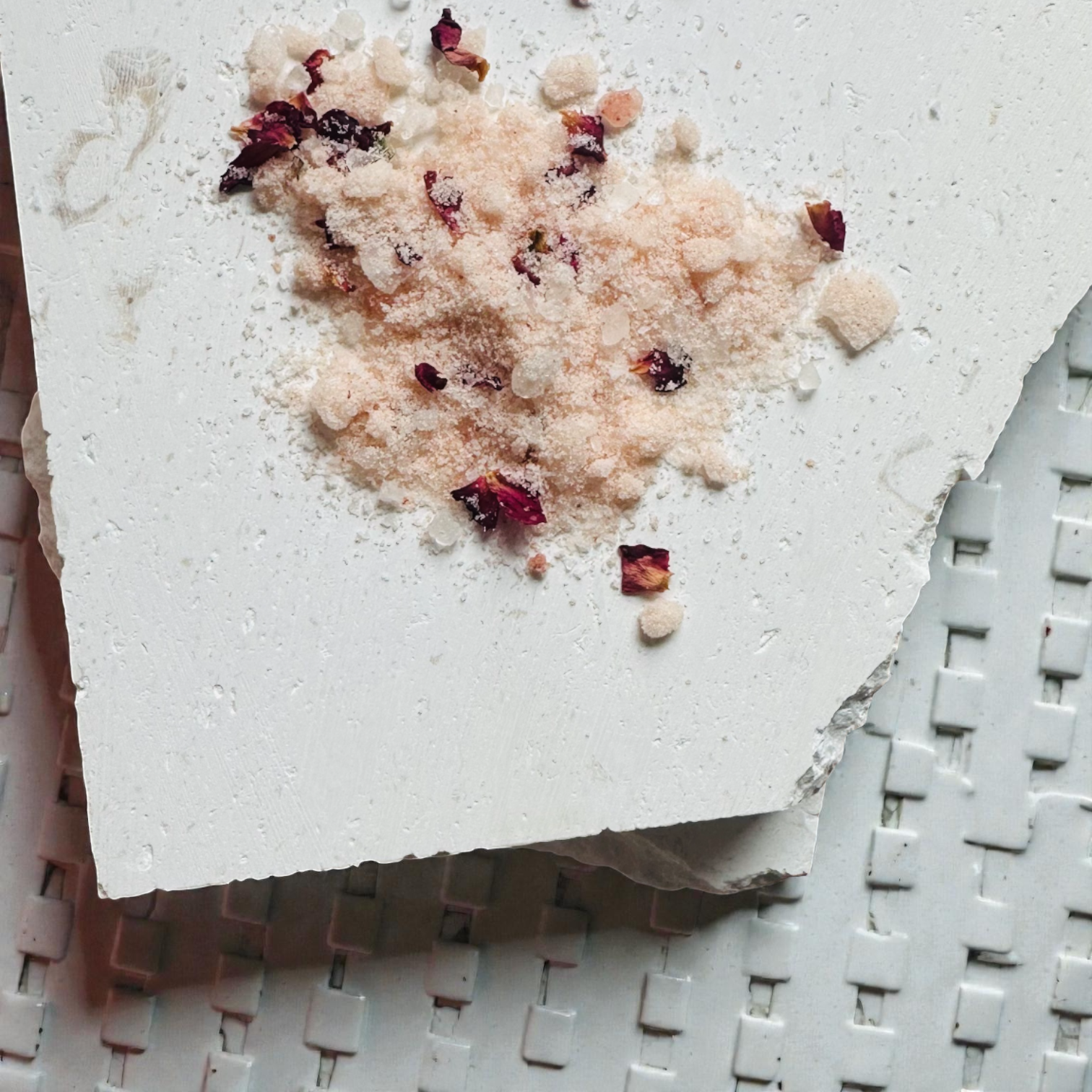 Rose Aura Collection — 3 Ritual Bath Salts Set (110g Test Tubes)