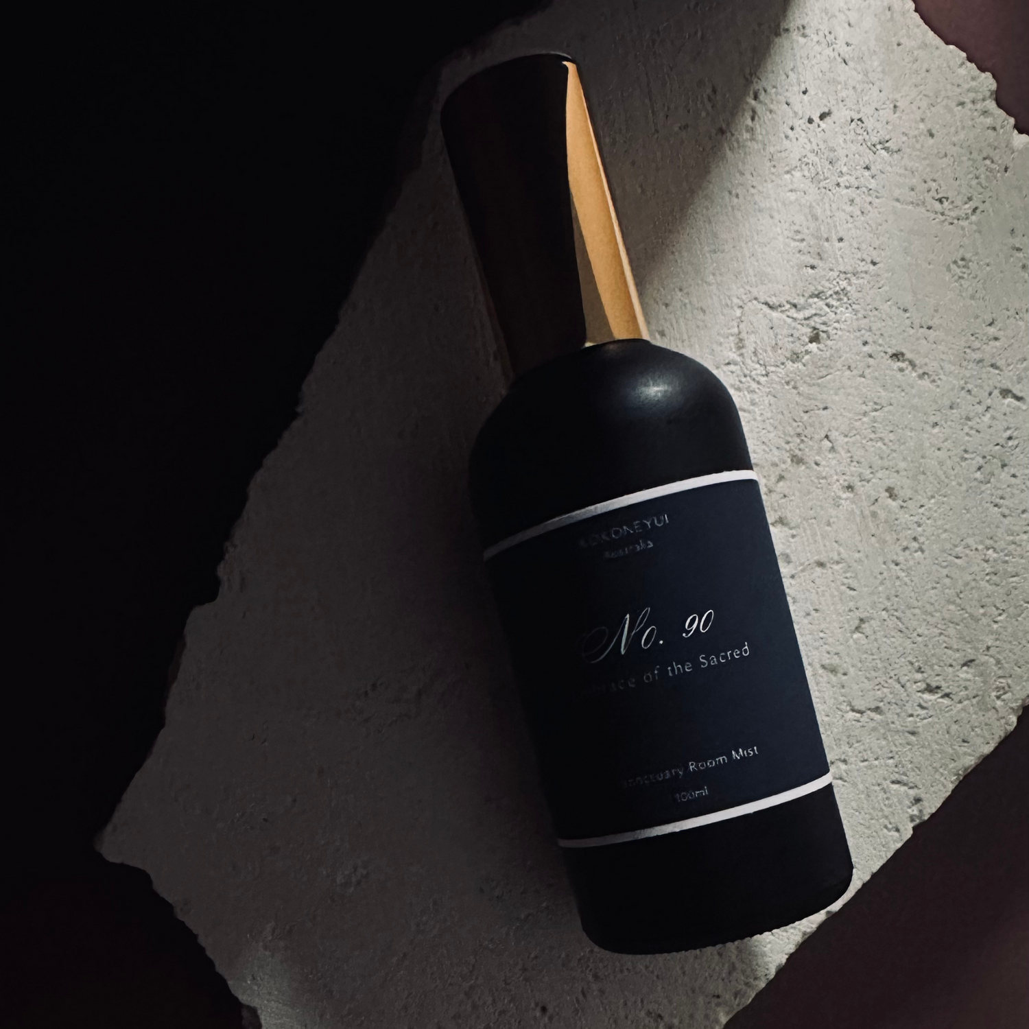 No. 90 — Embrace of the Sacred｜Sanctuary Room Mist（100ml）